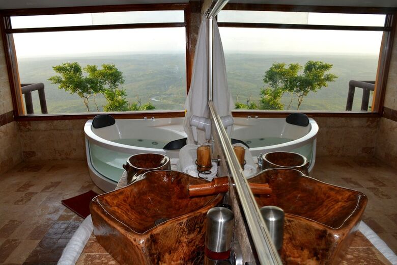 Hotel Shimba Green Lodge