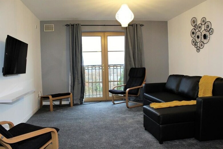 Forest View Apartment 7