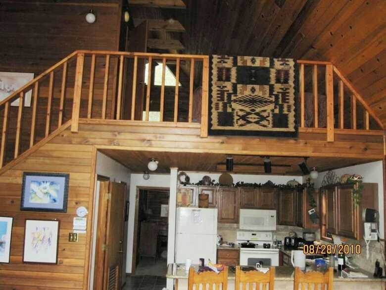 Country Club�homes
