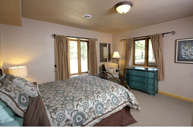 Country Club�homes
