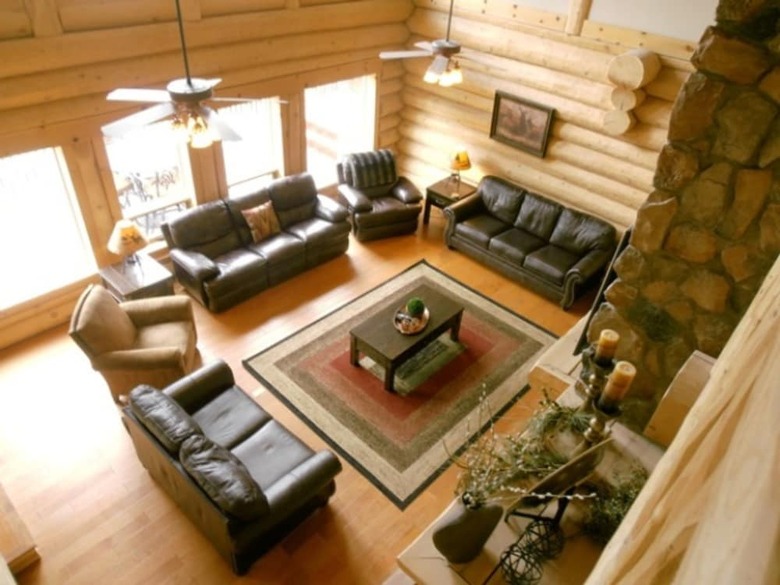 Country Club�homes