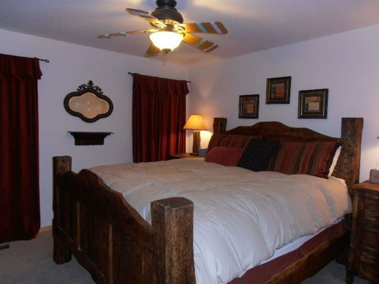 Country Club�homes