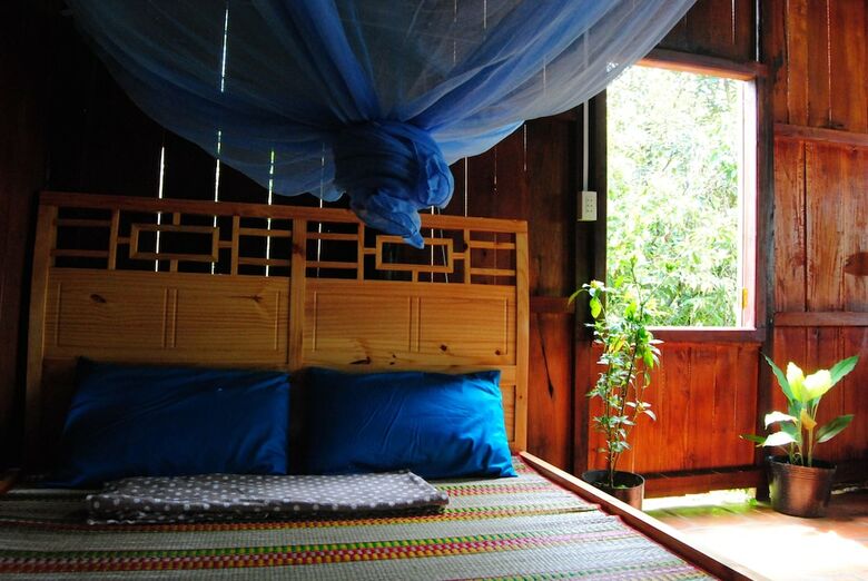 Hotel Nui Tuong Village Stay