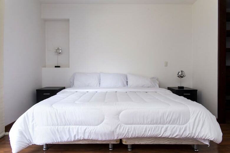 Apartamentos Pentagono 96 By Nomad Guru
