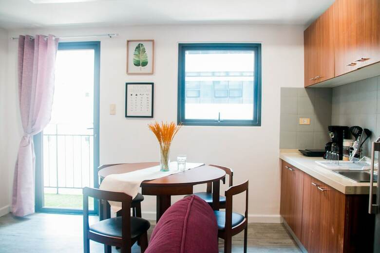 Apartamentos Indigo Ortigas @ Adb Avenue Tower