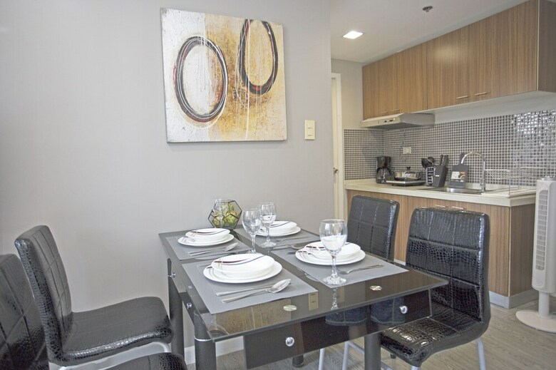 Apartamentos Indigo Ortigas @ Adb Avenue Tower