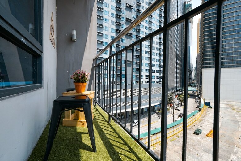 Apartamentos Indigo Ortigas @ Adb Avenue Tower