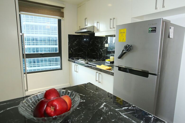 Apartamentos Indigo Ortigas @ Adb Avenue Tower