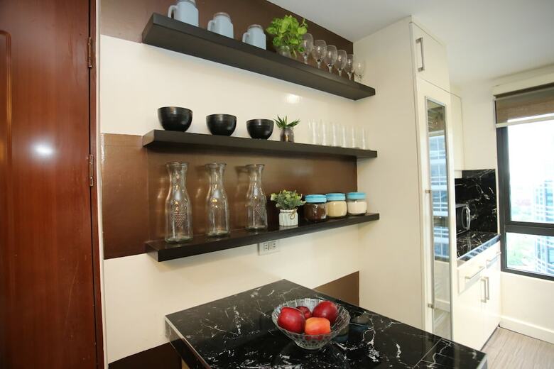 Apartamentos Indigo Ortigas @ Adb Avenue Tower