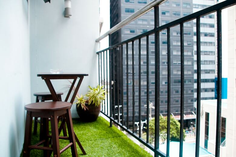 Apartamentos Indigo Ortigas @ Adb Avenue Tower