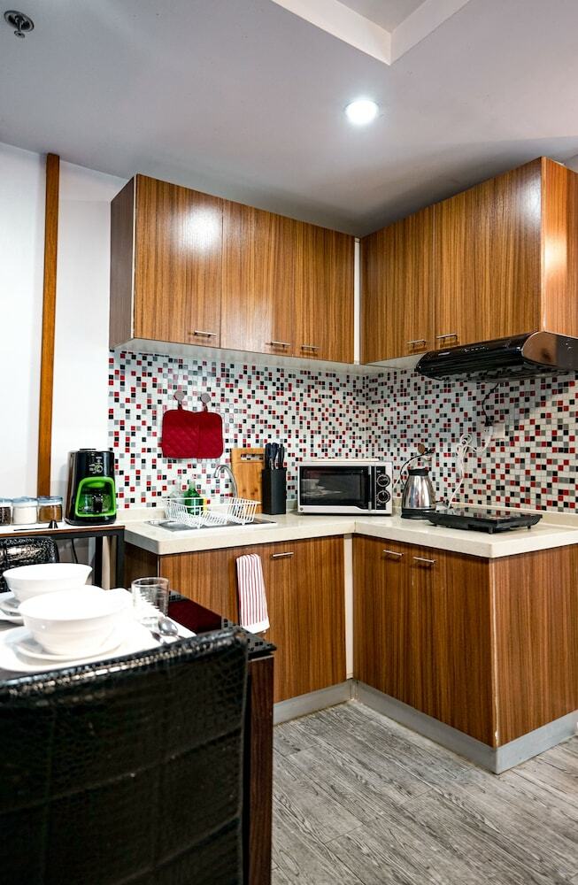 Apartamentos Indigo Ortigas @ Adb Avenue Tower