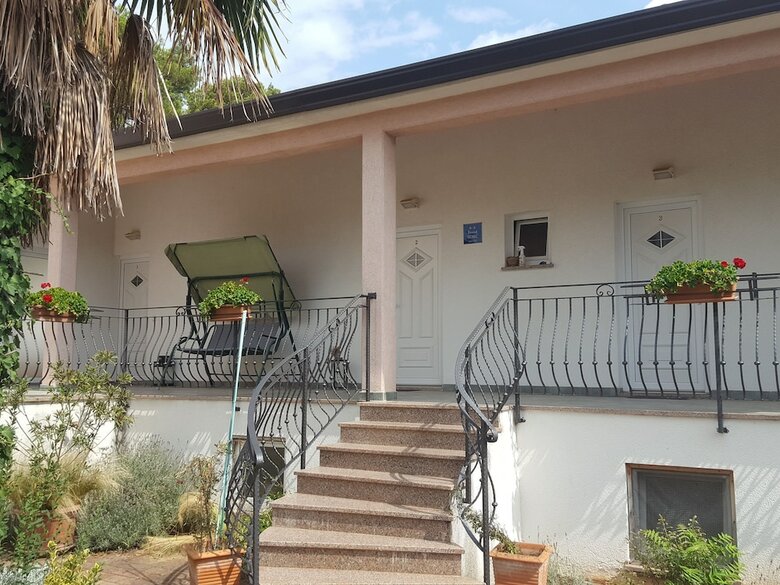Bed & Breakfast Arlen Guesthouse
