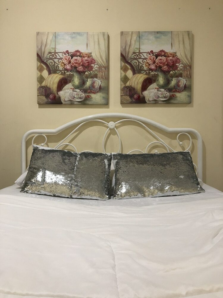 Aam Hotel