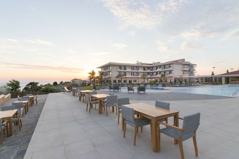 King Maron Hotel & Spa