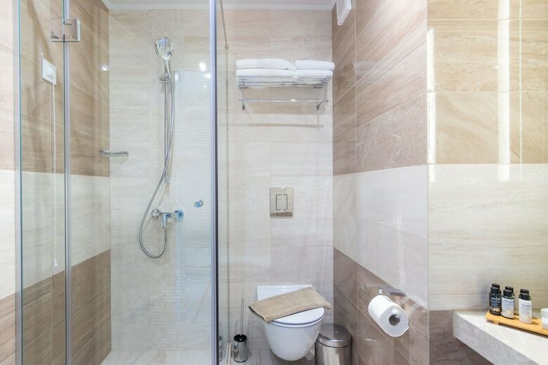 King Maron Hotel & Spa