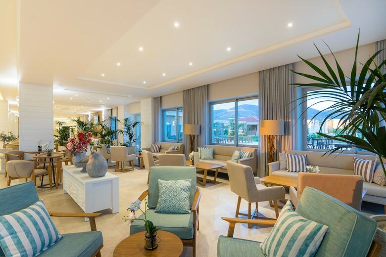 King Maron Hotel & Spa