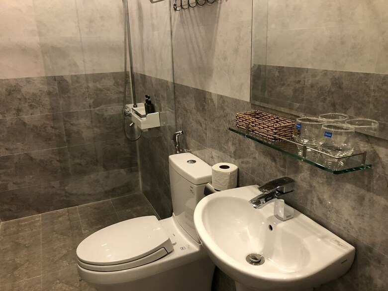Tea Leaf Hotel