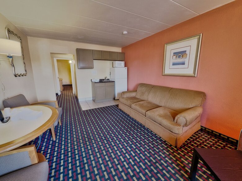 Hotel Seashire Inn & Suites