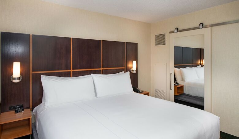 Nced Conference Center & Hotel