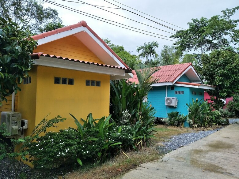 Hotel Bann Chansabai Resort