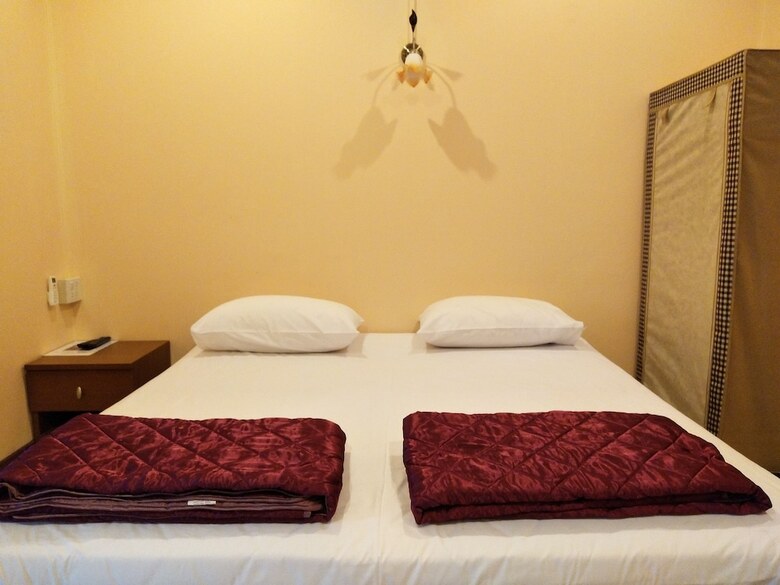 Hotel Bann Chansabai Resort