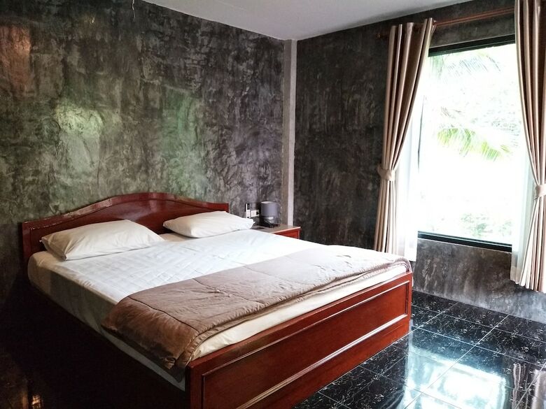 Hotel Bann Chansabai Resort