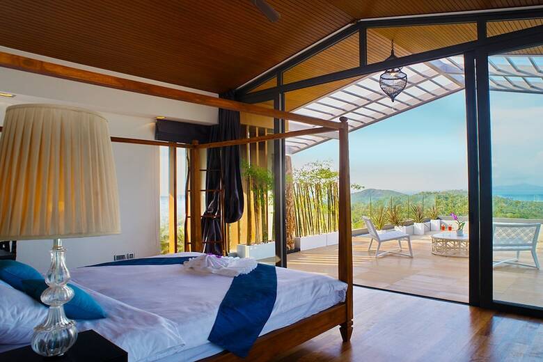 Luxury Villa Crystal Blue