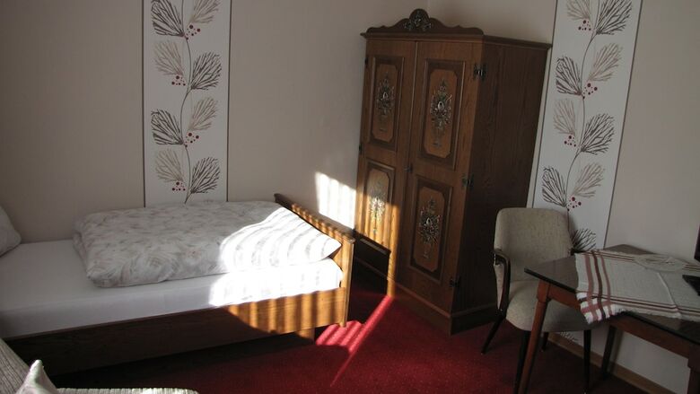 Hotel Pension Restaurant Schnorbus