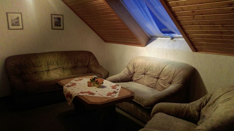 Hotel Pension Restaurant Schnorbus