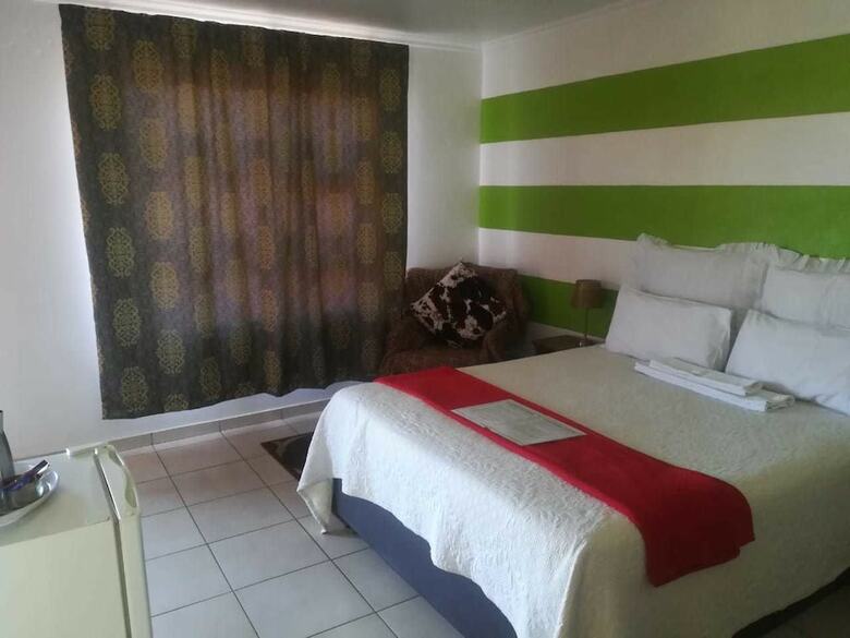 Hotel Ga-dikobo Guest House