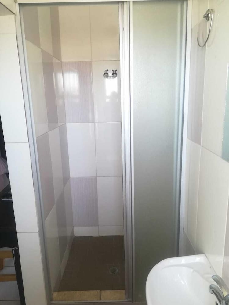 Hotel Ga-dikobo Guest House
