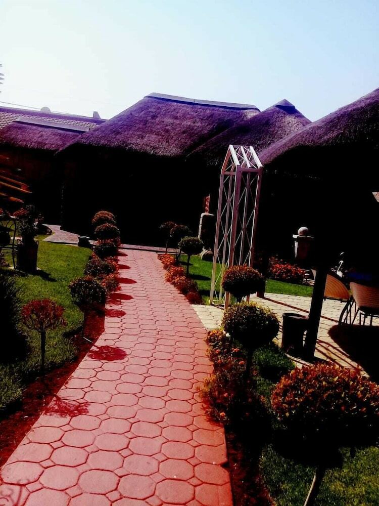 Hotel Ga-dikobo Guest House