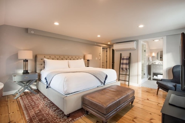 Hotel Inns At The Equinox