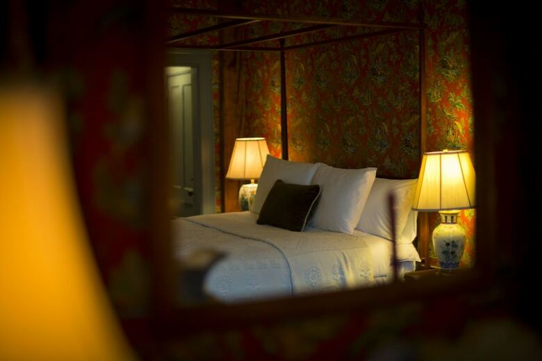 Hotel Inns At The Equinox