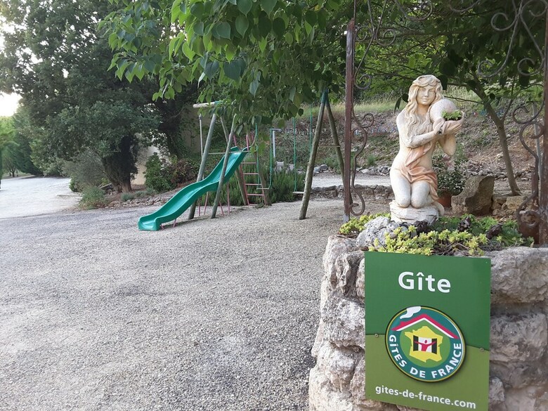 Le Val Des Nymphes - G�te Nany