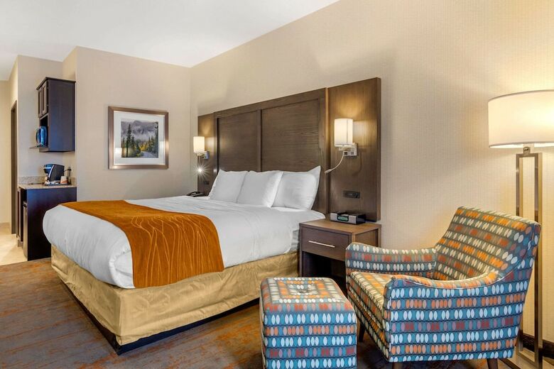 Hotel Comfort Inn & Suites Denver Northeast Brighton
