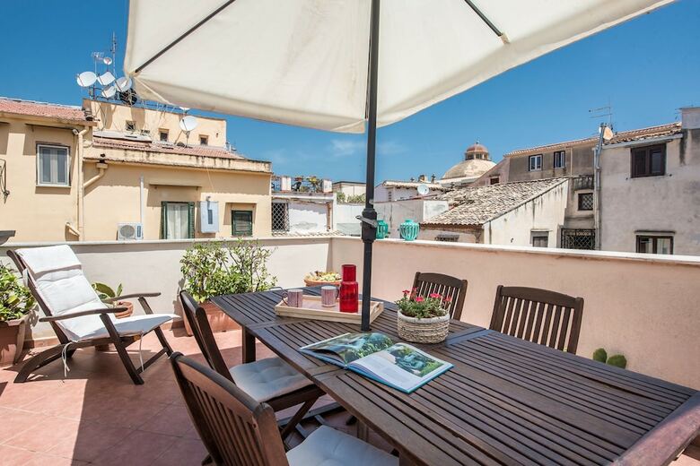 Apartamento Terrazza E Stile Sui Tetti Della Kalsa