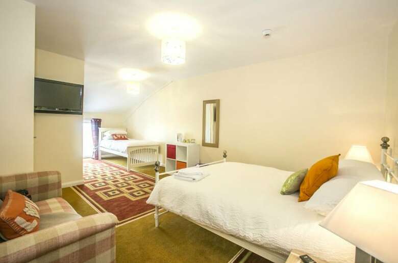 The Brown Horse Hotel