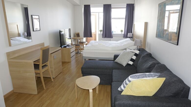Hotel H�tel Borgarnes