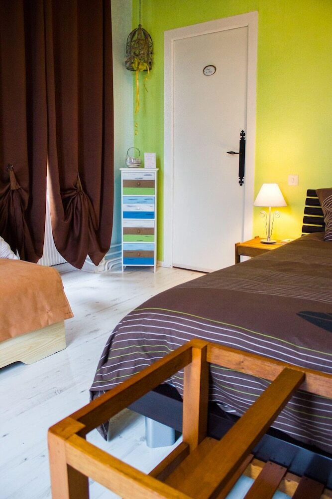 Bed & Breakfast Chambres D'h�tes Aux Ronzi�res
