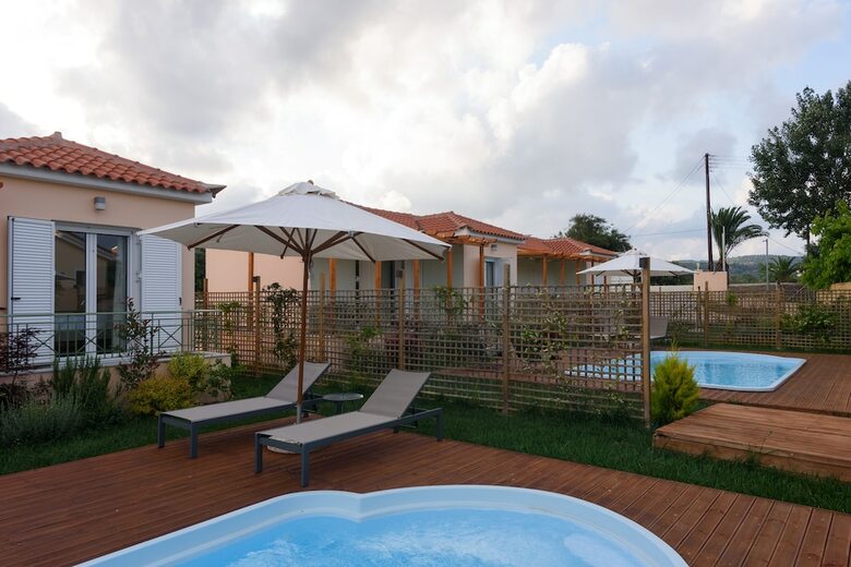 Dimitra, Villa With Pool 250m To The Beach
