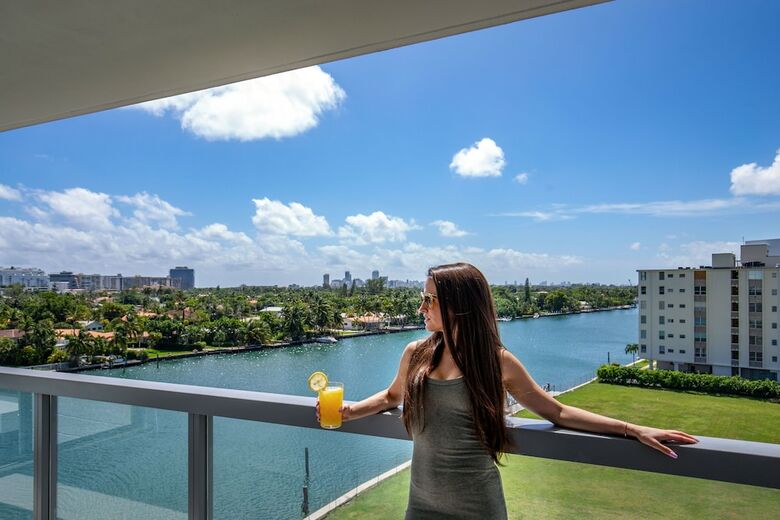 Acqua Bay Luxury Apartments