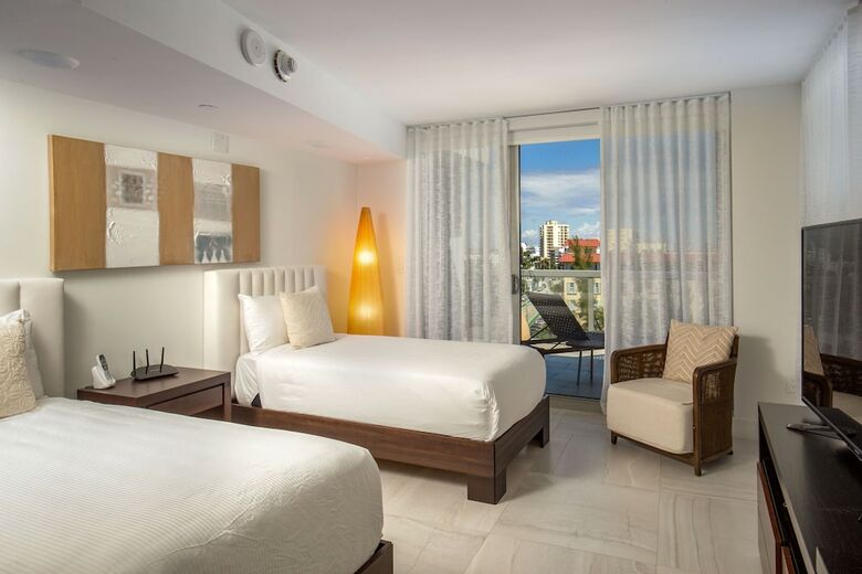 Acqua Bay Luxury Apartments
