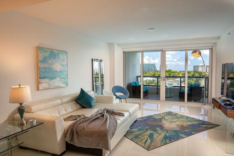 Acqua Bay Luxury Apartments
