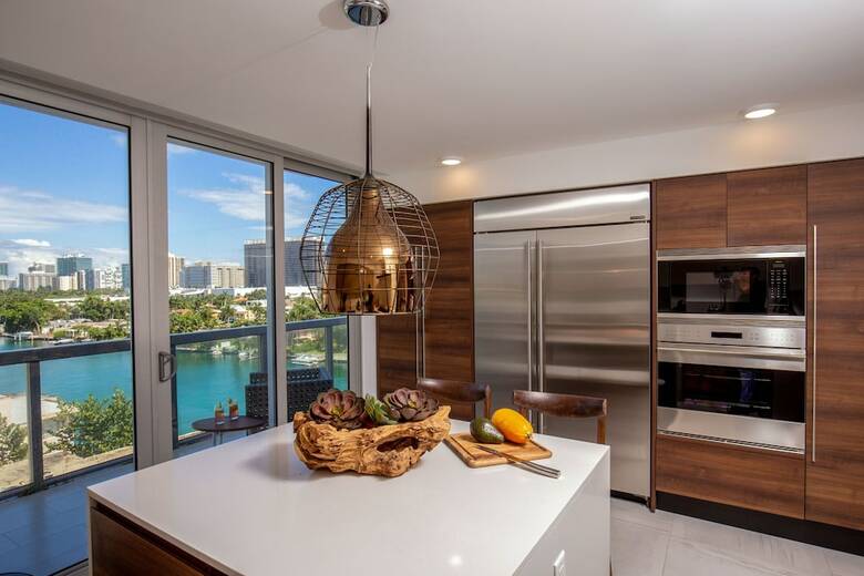 Acqua Bay Luxury Apartments
