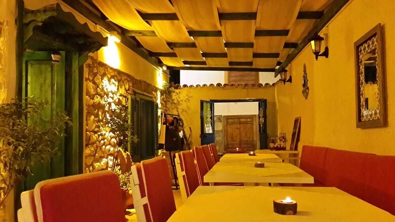 Hotel Evo Cafe & Konuk Evi