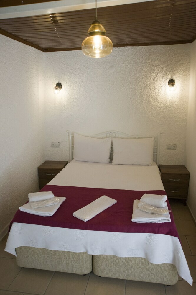 Hotel Evo Cafe & Konuk Evi