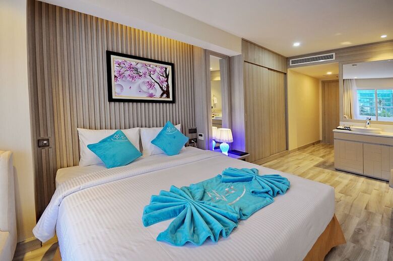 The Mcr Luxury Nha Trang Hotel