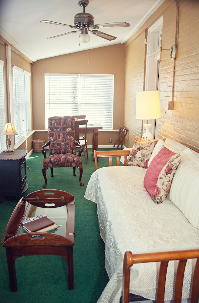 The Carriage Inn B&B