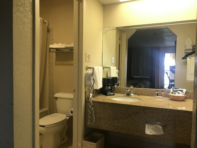 Hotel Super 8 By Wyndham Monroe